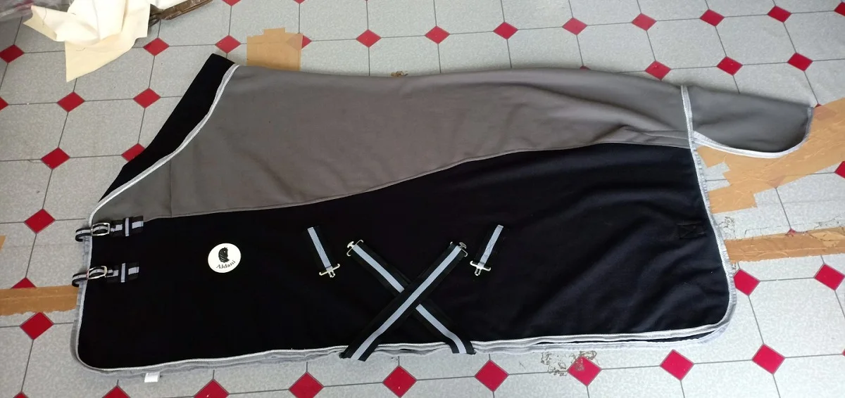 Horse Equipment Wholesale Bulk Horse Fleece Rugs Of All Sizes