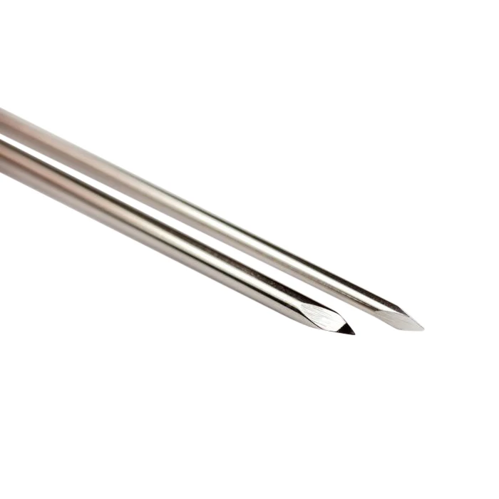 Спицы киршнера для остеосинтеза 2 мм х 200 мм. Спица д/скелетного вытяжения 0,8*100 мм, копье (трехгранная заточка). Спица киршнера 1. Спица для скелетного вытяжения, гладкая, перо. Спица киршнера скелетное вытяжение.