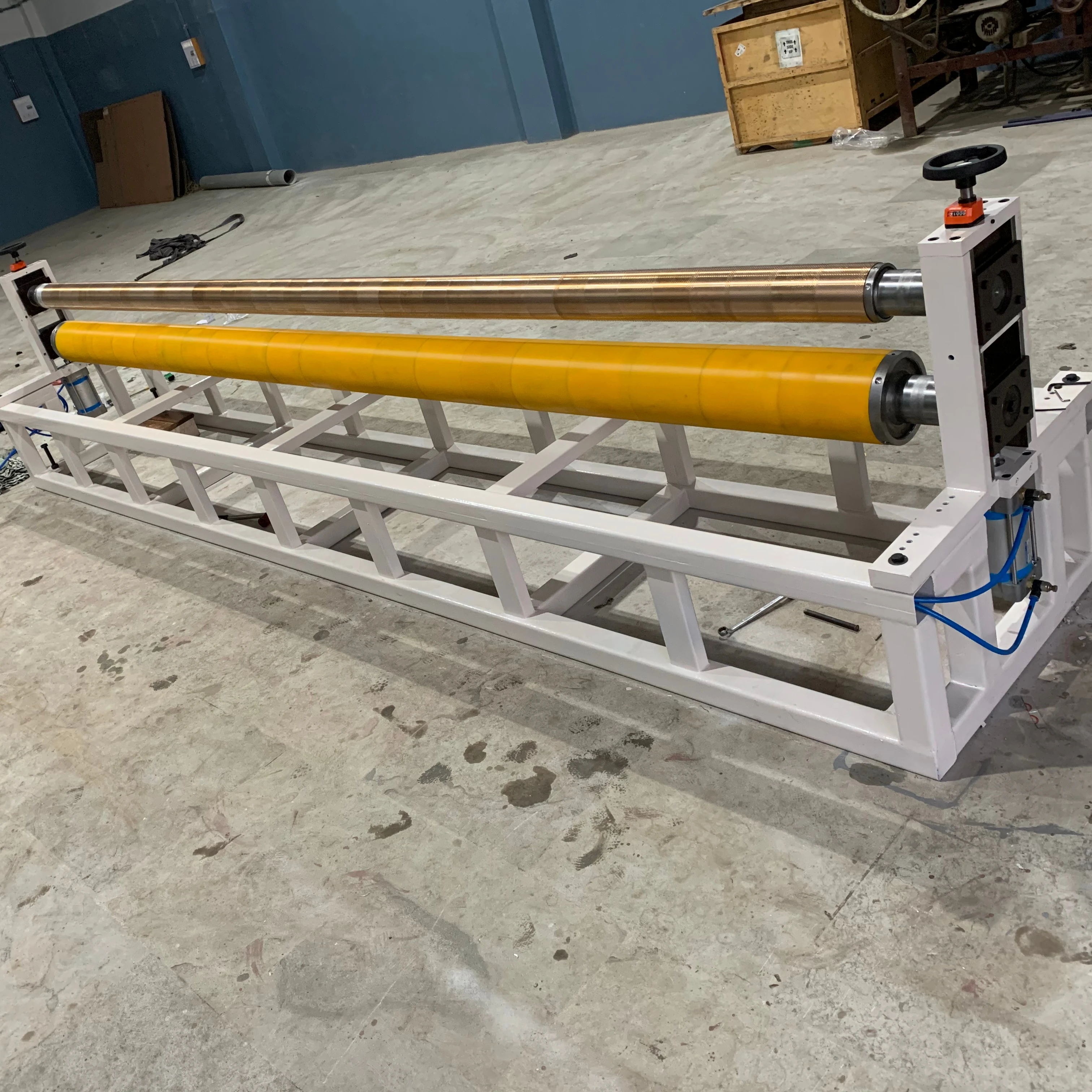 
Needle Perforating Machine In Line Cold Needle Perforating Machine for the Lamination Plant 