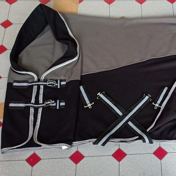 Horse Equipment Wholesale Bulk Horse Fleece Rugs Of All Sizes Equestrian Polar Fleece Rugs