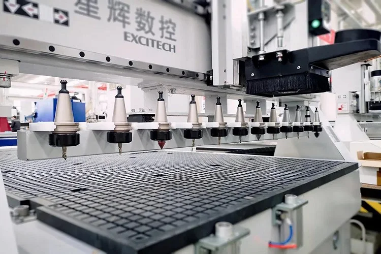 Excitech Wood Machine ATC CNC Router 1325 With Linear Tool Bank
