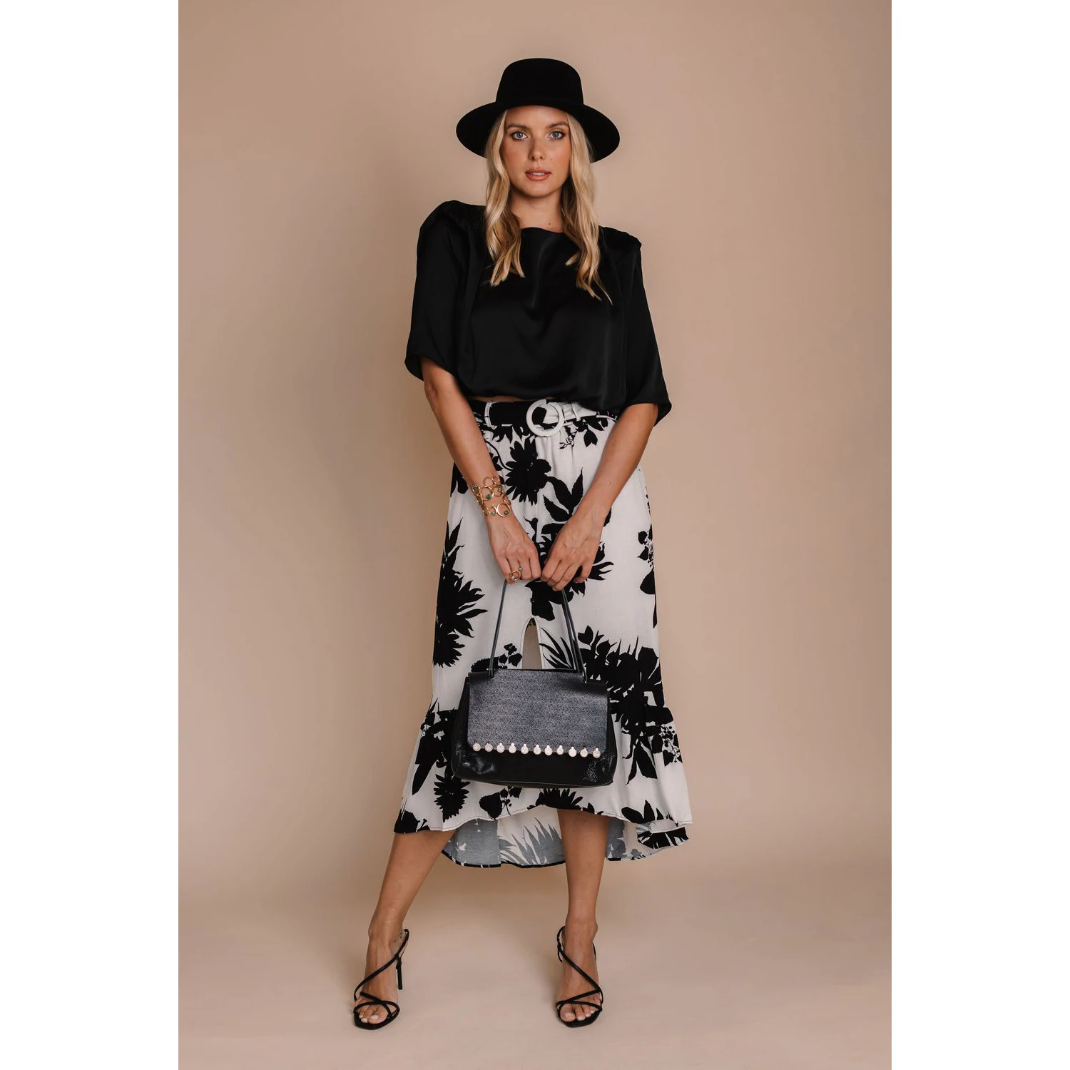 
New Arrivals High Quality Slit High Waist Printed Skirts Front Slit Dipped Hem High Quality Fabric 