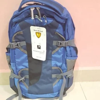 backpack wholesale suppliers near me