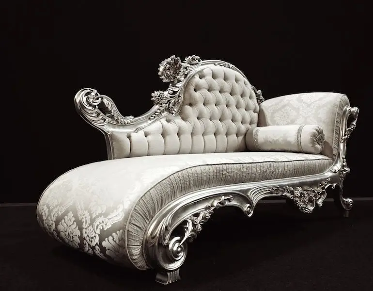 Luxury French Chaise Lounge Chesterfield Lounge Sofa Bed Wooden Chaise