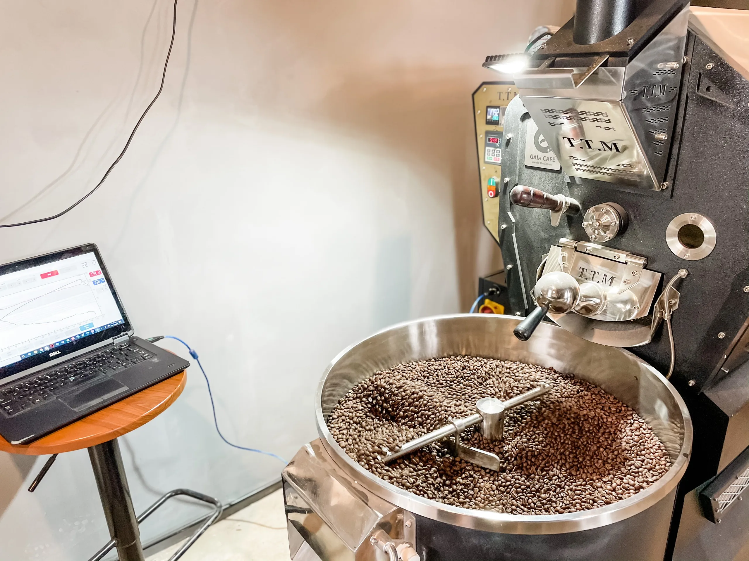 Roasted Robusta Coffee Beans 100 Pure Robusta Dark Roasted 1kg Pet Bag