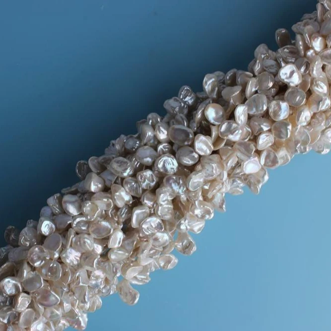 
8-9mm Coin Shape Natural Colour Keishi Freshwater Loose Pearl Strand, 16