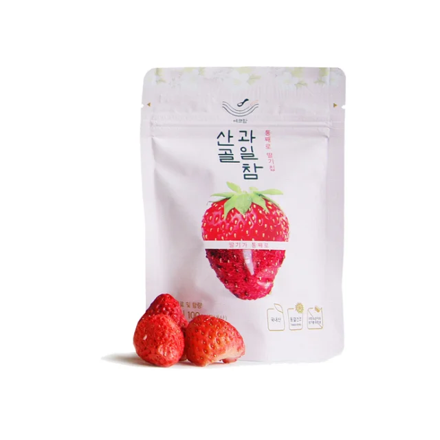 
Korean Baby Organic Snacks_EcoMom Mountain Village Baby Food_Sangol Fruit Chips-Strawberry 