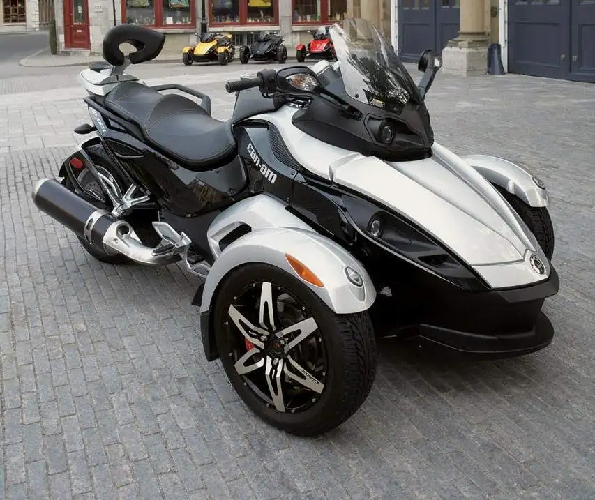 NEW ORIGINAL Can-Am Spyder GS Roadster with SM5 Transmission