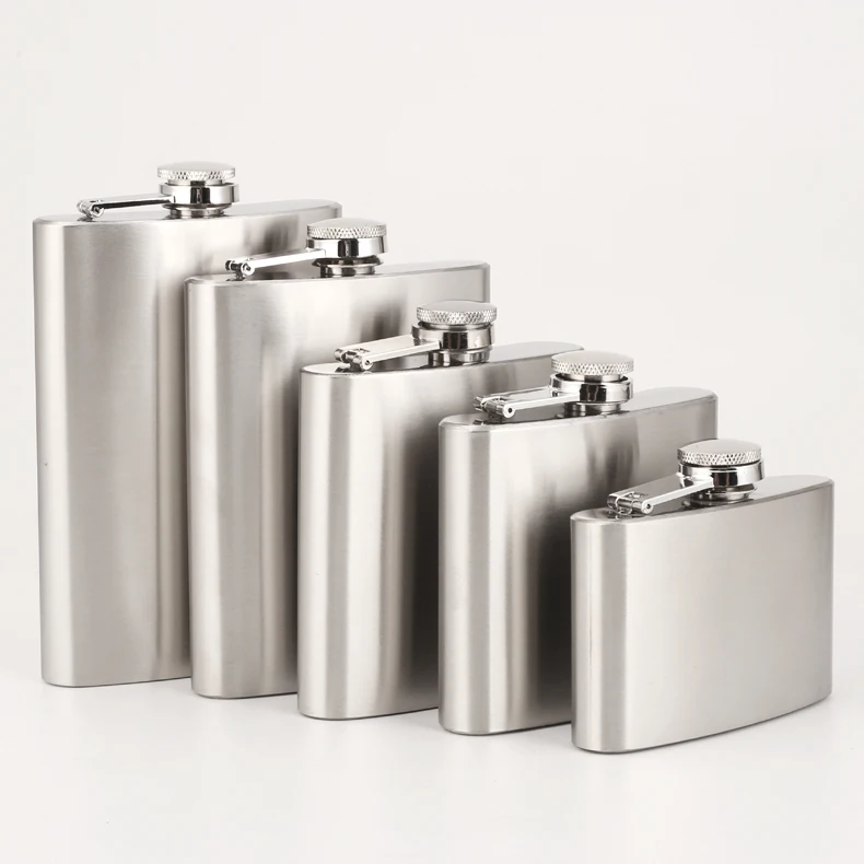 6oz hip flask.jpg