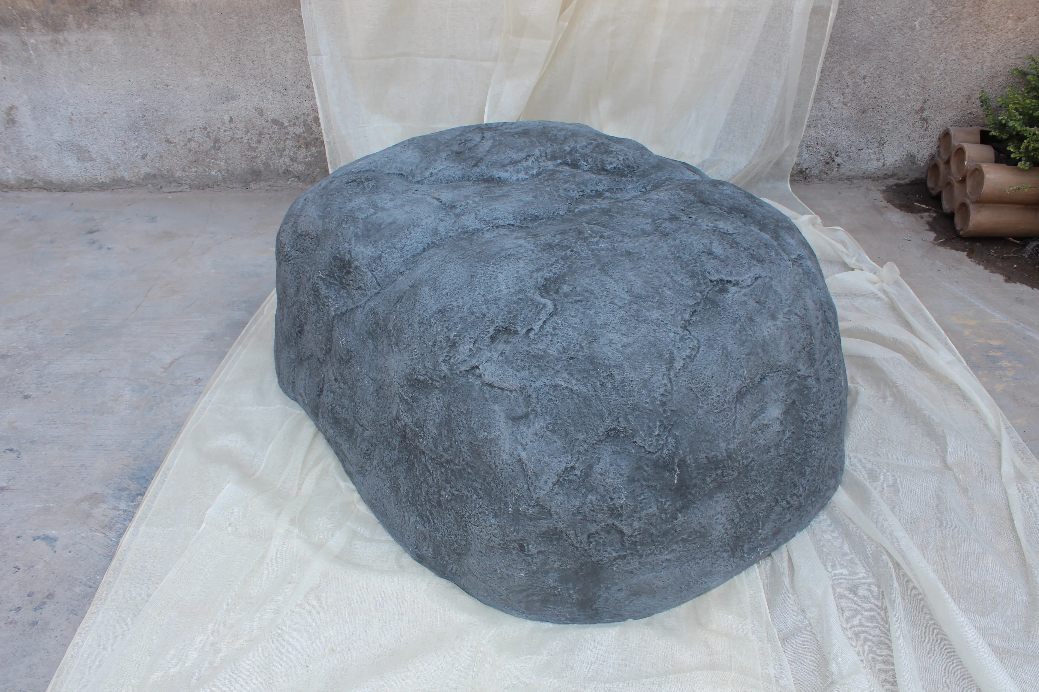 Artificial Frp Stone Resin Rocks Set Durable Multicolor India Made