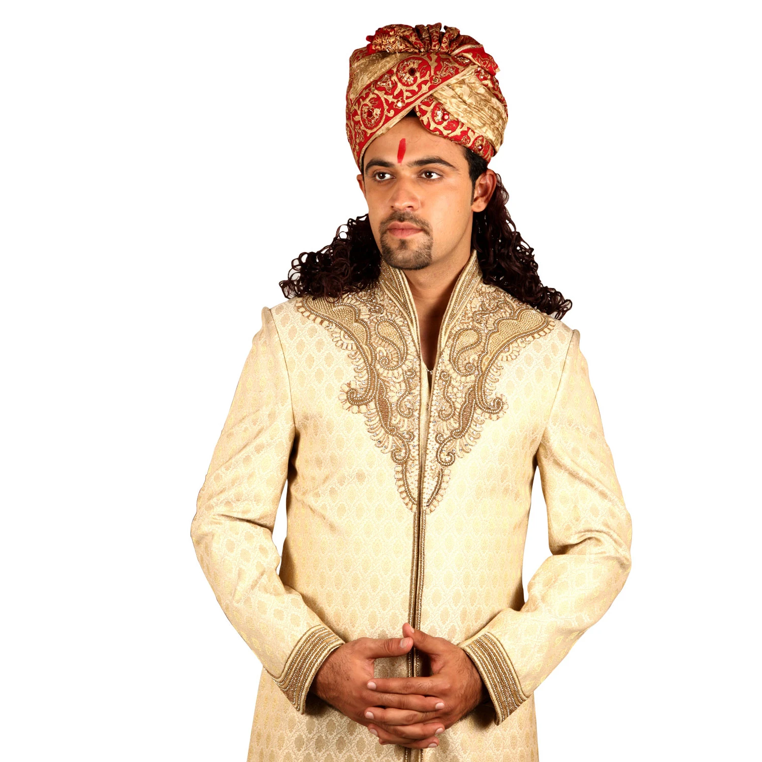 
Debonair Indian Wedding Gold Sherwani For Men Jarkan Diamond And Moti Studded Precisely Making It An Antique Hunters Paradise 