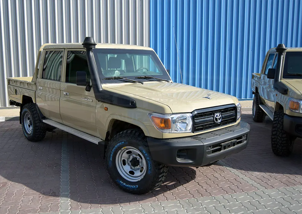 Toyota Land Cruiser 76 Pickup