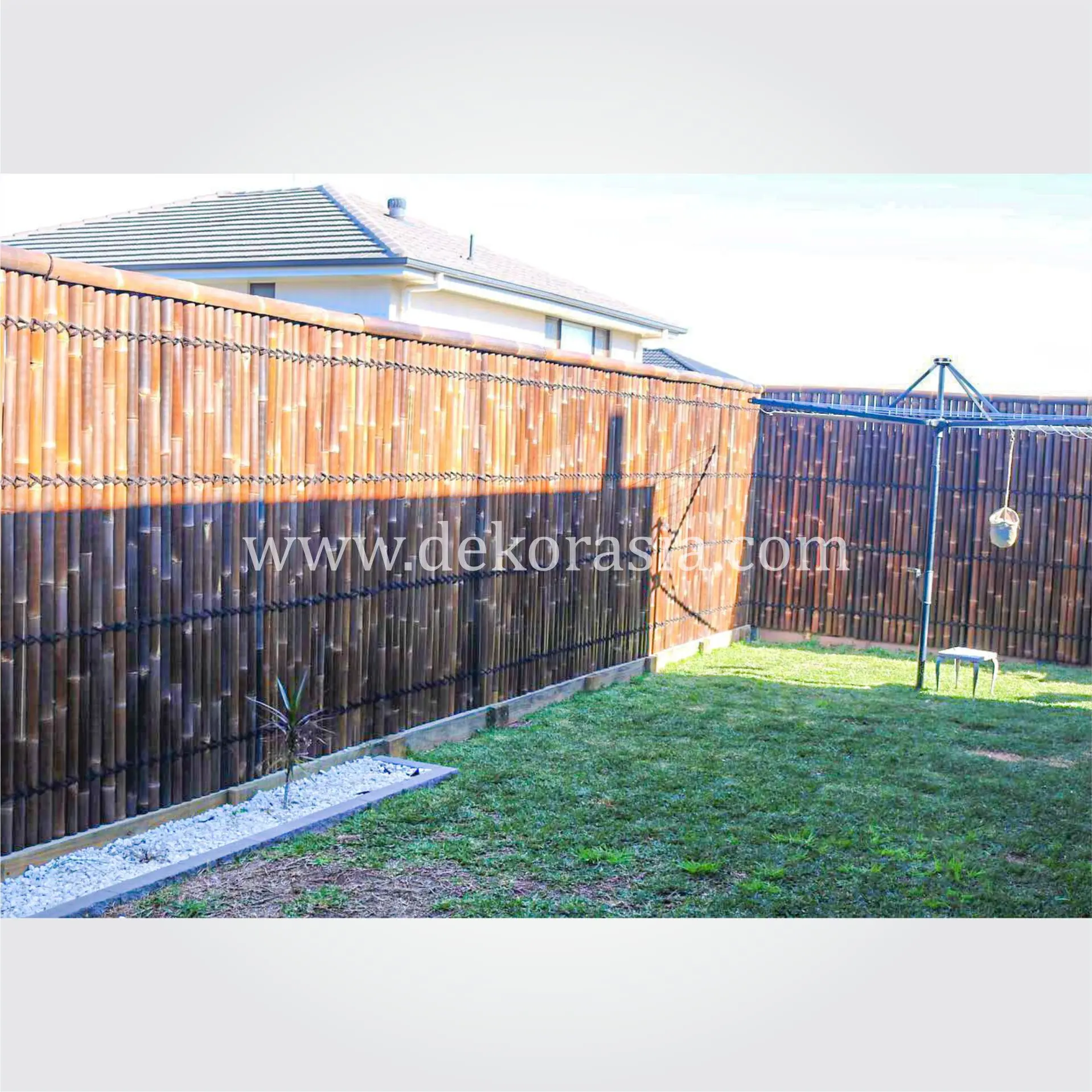 Source High Quality Black Bamboo Half Bamboo Fence, Bamboo Panels, Bamboo Screen A sturdy black bamboo garden fence on m.alibaba