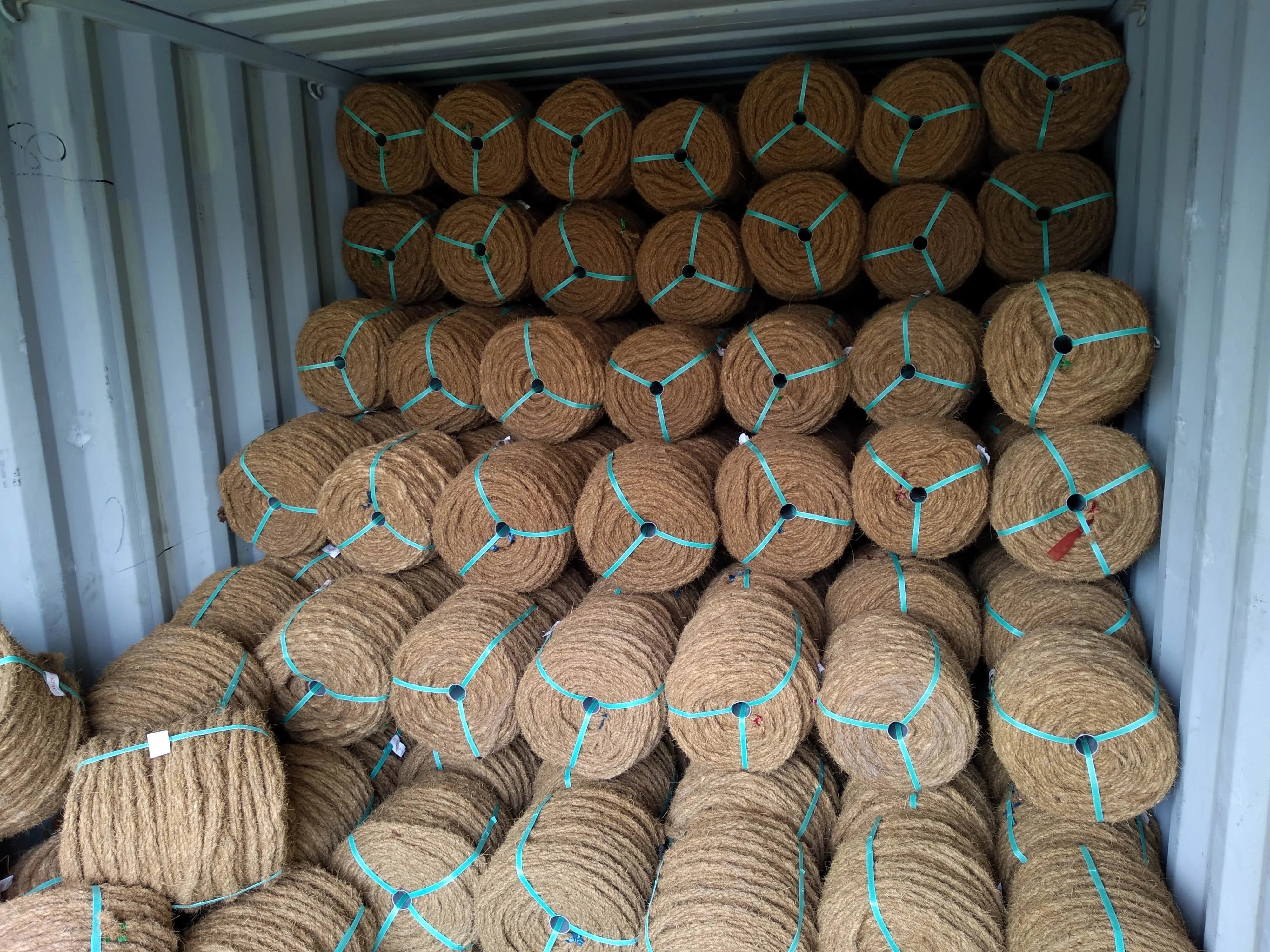 Ecofriendly Coir Rope / Coconut Fiber Rope From Nature Bulk For Sale