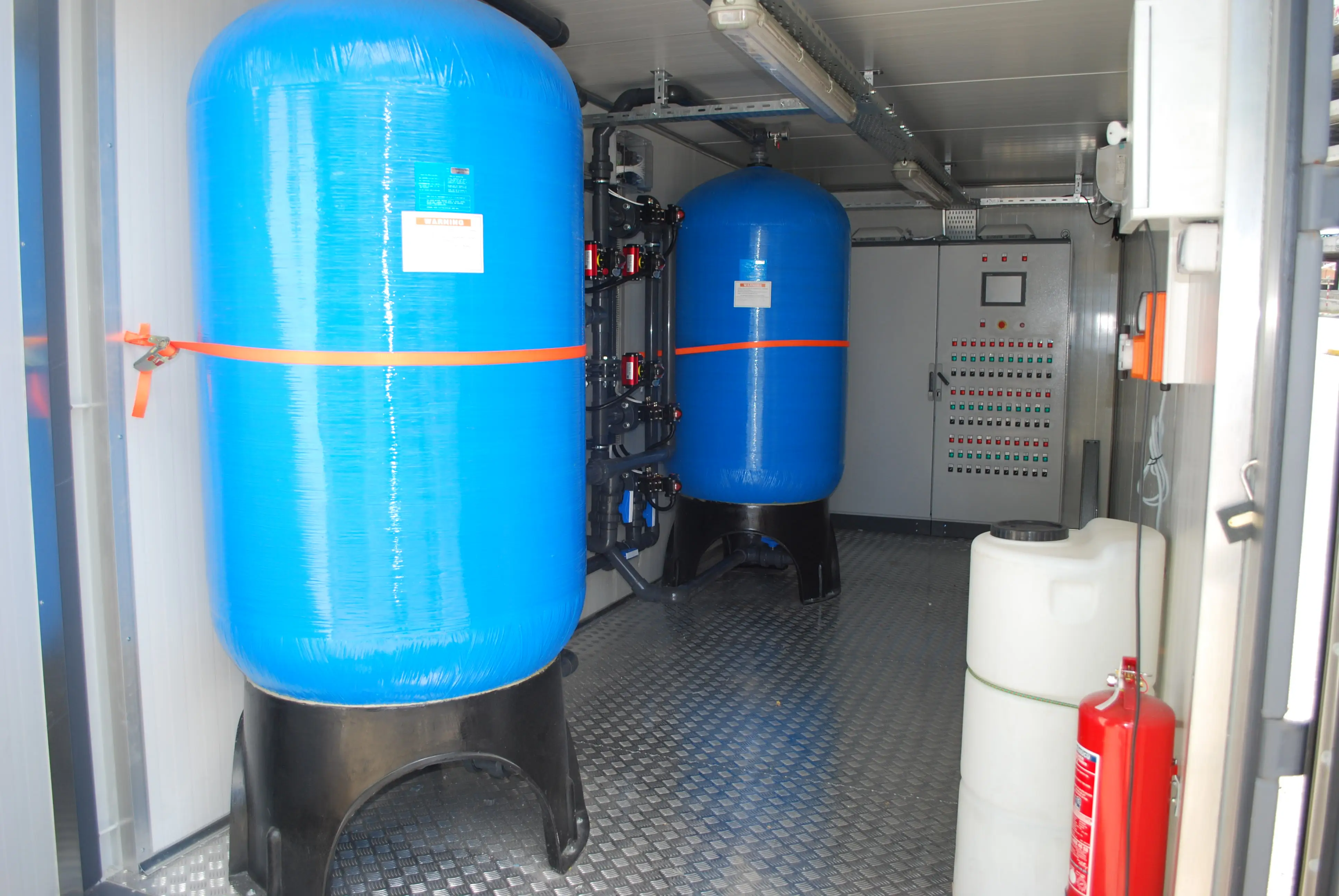 Mobile Water Treatment System For Refugee Camps Container Type Water Treatment System For