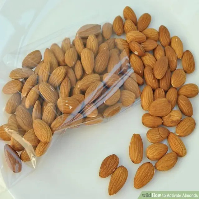 california almonds available/ raw almonds nuts, de