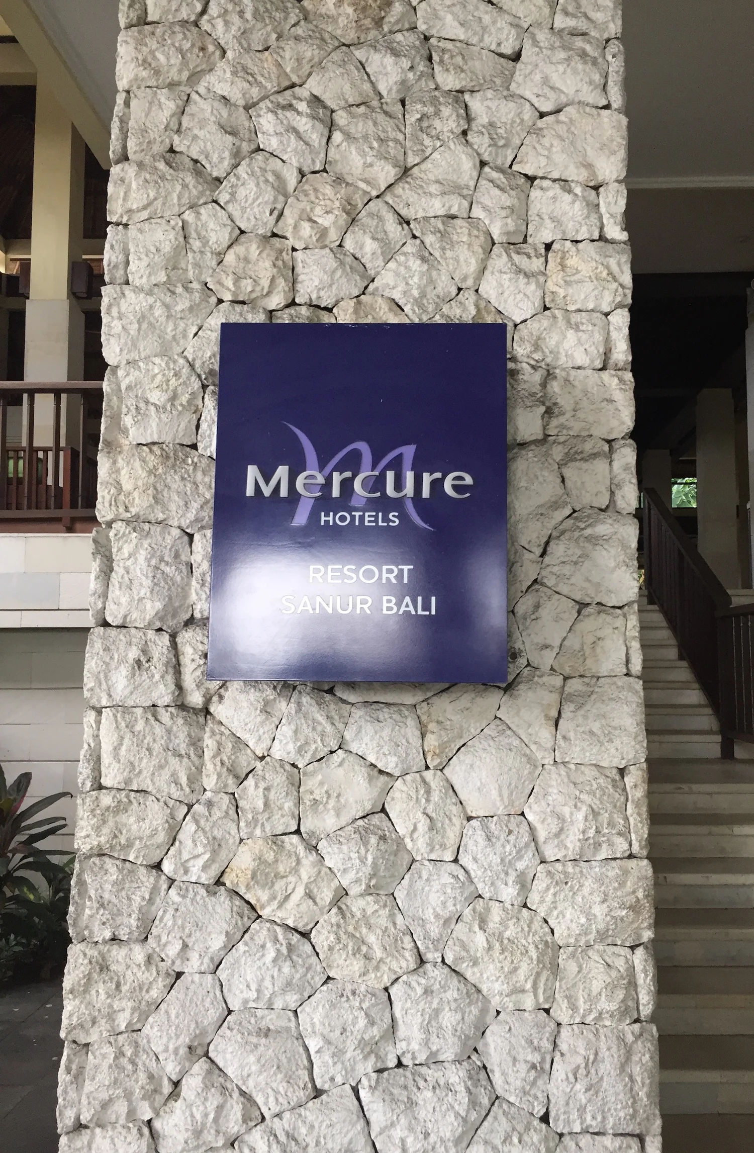 Stone Boulder Limestone Cladding Bali Bukit Natural Bali Scoria White