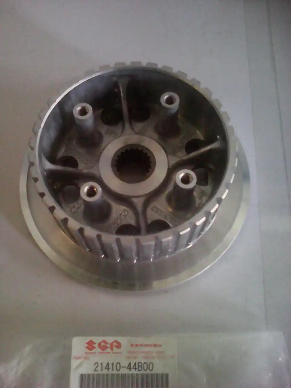 Hub,Clutch Sleeve 2141044b00 For Suzuki Motorcycles Dr650,Dr750,Dr800