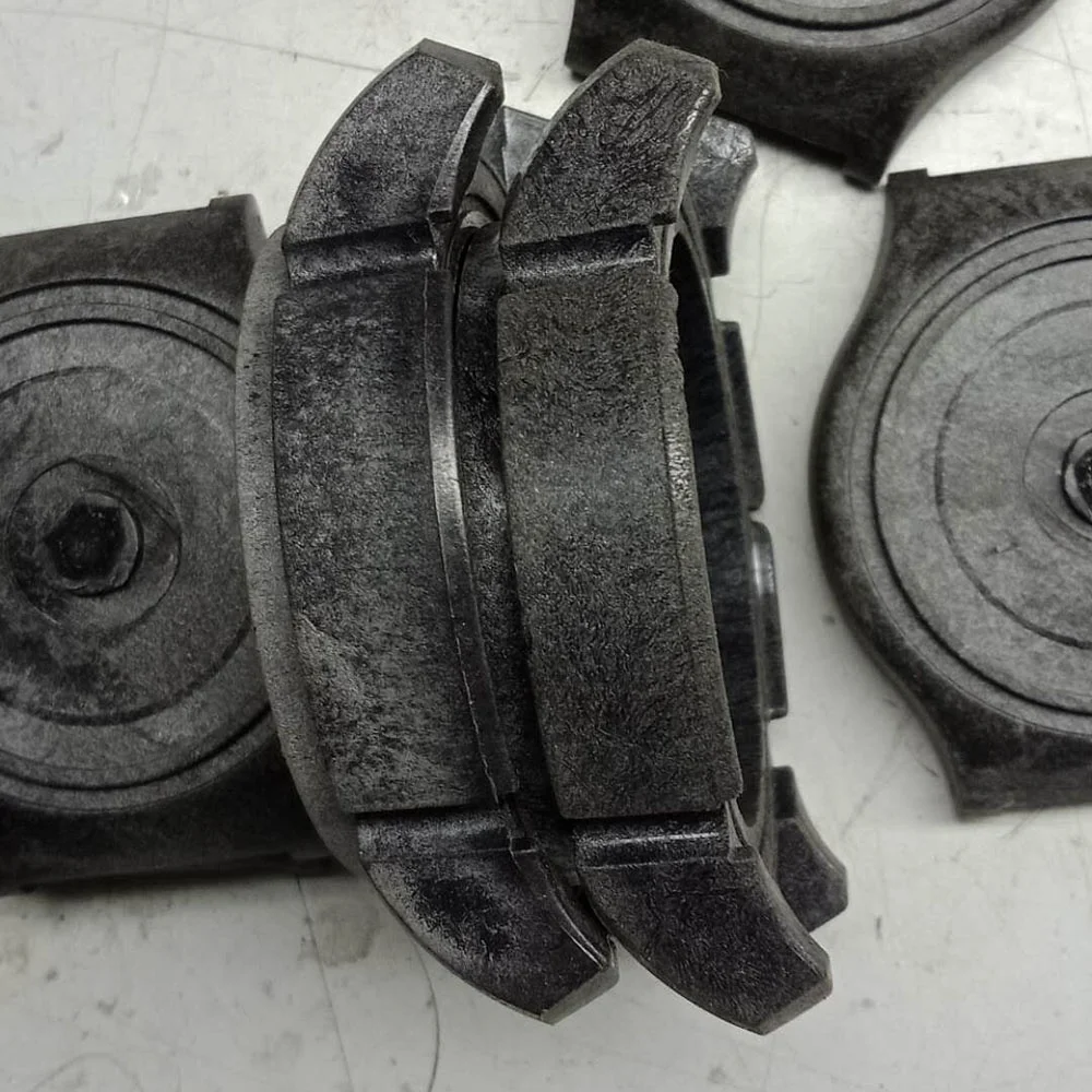 Mais non ! Vous n'avez pas de preuve !!! - Page 2 Oshi-carbon-fiber-watch-case