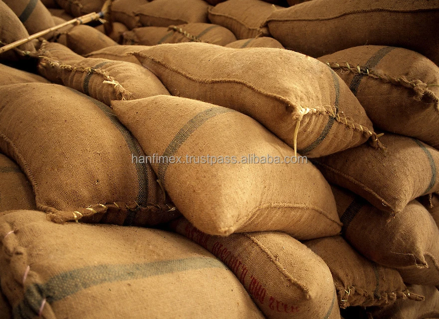 Big-bags-coffee-bean-Storage-Paksong-Laos-Micka-Perier-NOI-Pictures-3.jpg
