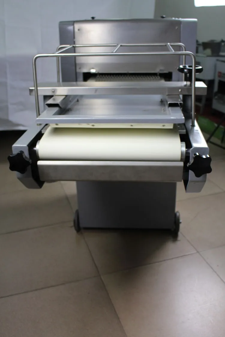 烘焙设备自动面团分割机和面包/平面包制作机