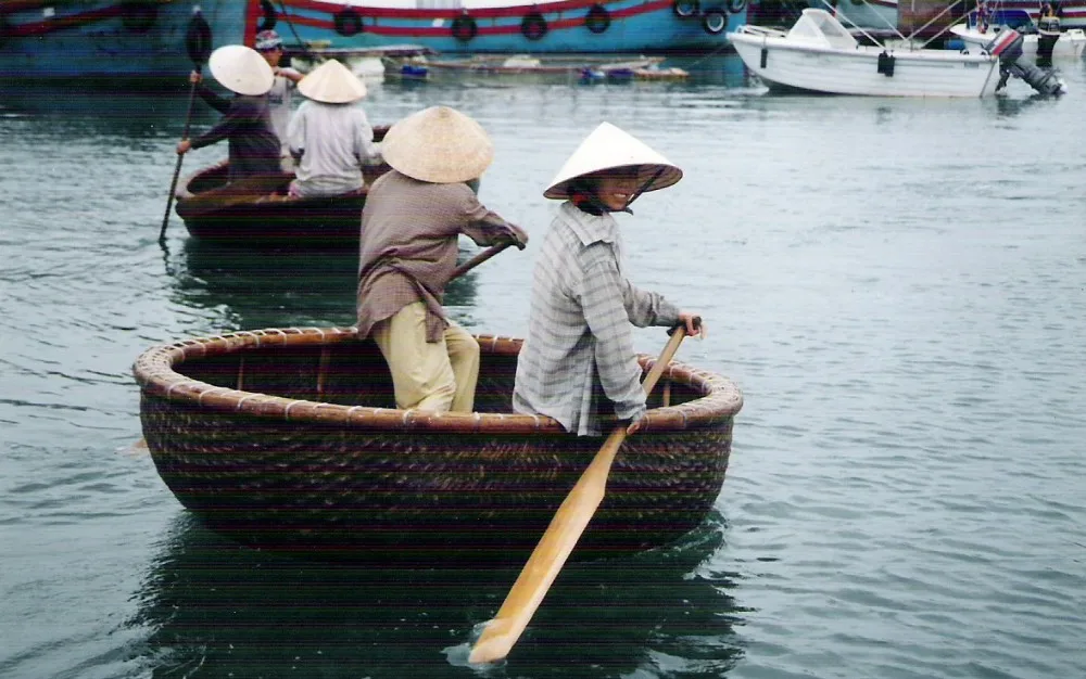 オールボート ベトナム竹ボート 竹 Coracle Buy 木製オール販売のため 竹ボート 漕ぎボートオーズ Product On Alibaba Com