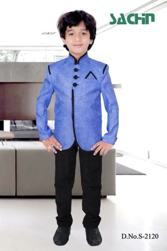 In boys clothes section we’d talk about the flamboyance of colors, bold decisions, and the most admirable combinations of boys outfits suggested by fabulous designers. We’ll inform about latest news of fashion, recent trends and styles.