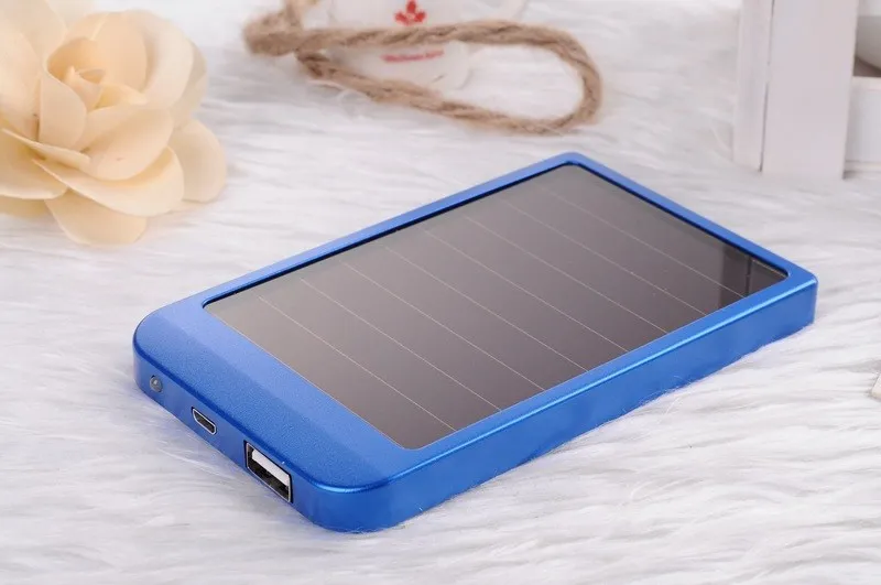 Solar mobile power 2600mAh portable solar charging treasure