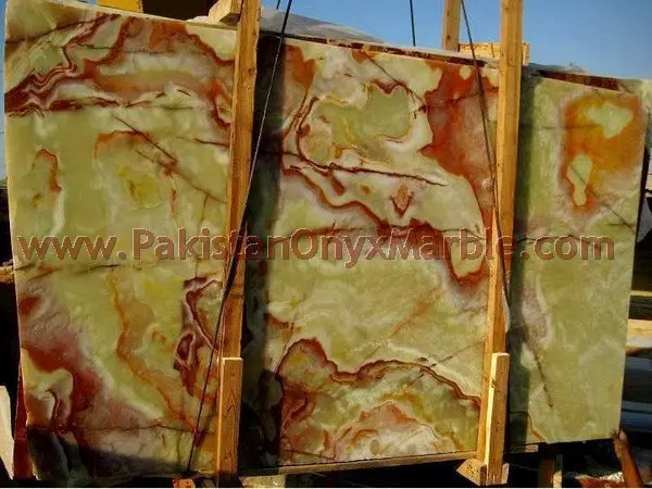 green-onyx-slabs-31.jpg
