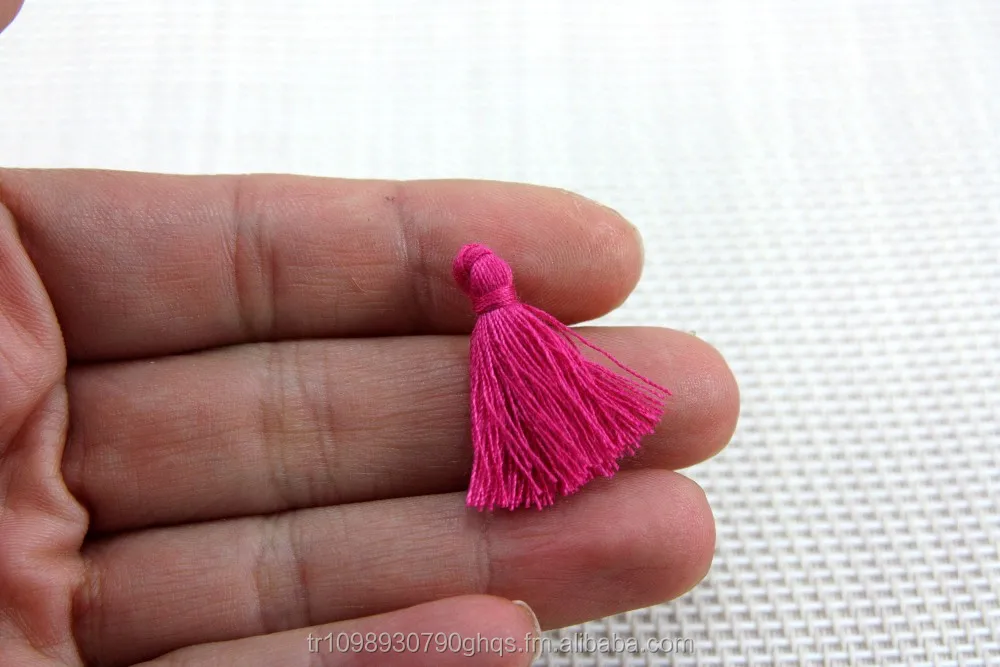 Mini Tassels, 2,5cm Cotton Tassels, Tiny Short Cotton Tassels, Fuchia Cotton Tassel, Handmade Mini Tassels, Mini Cotton Tassle