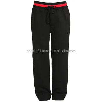 baggy sweatpants with pockets