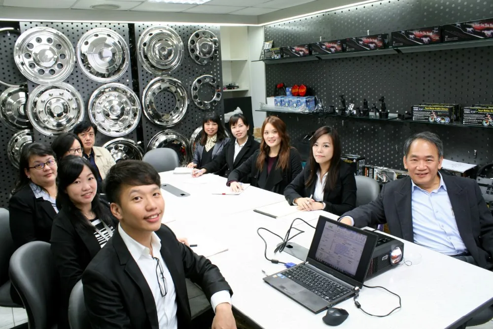 Shiniest Team_2_.jpg