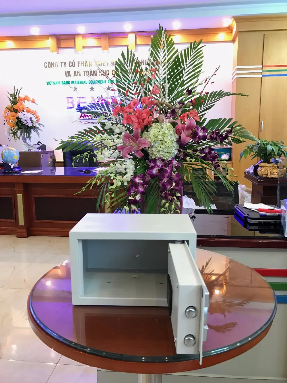 The Cheap Hotel Commercial Safe Box Electronic Safe Deposit /box Buy