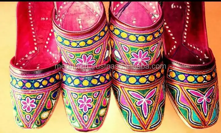 Indian Rajasthani Traditional Ethnic Mojari Khussa For Women Jutis