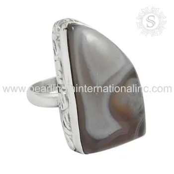 Gleaming Botswana  Agate Gemstone Ring  925 Sterling Silver 