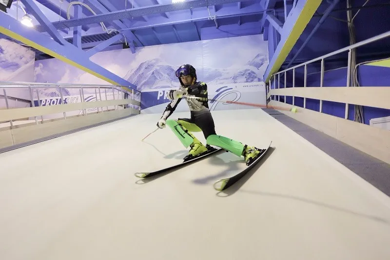 Proleski Pro3 Endless Ski Slopes Fun Ride Indoor Attraction Snowboard