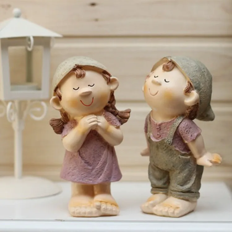 hot-sale antique pair of lovely kissing doll with clothes