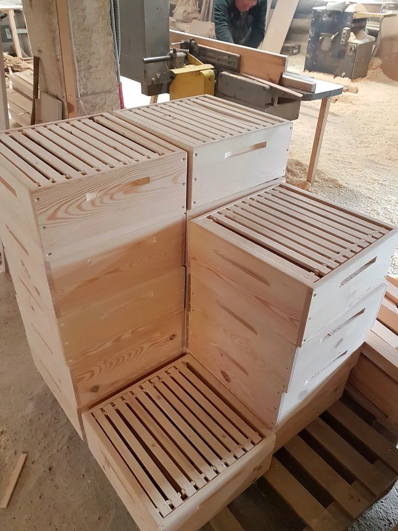 Bee Hives Double Wall Profesional Beekeeping 1 Brood 4 Supers 50 Frames