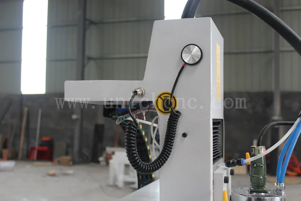 Woodworking 4 axis cnc wood carving machine