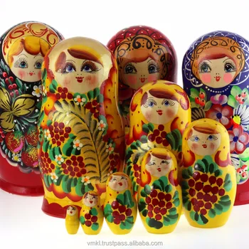 russian dolls babushka and matryoshka
