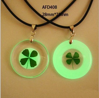 Luminous Cross Necklace Jewelry Cheap Cross Jewelry Glow In The Dark Product Hot Selling For Christmas Gift Buy Luminous Cross Necklace Jewelry Cheap Cross Jewelry Glow In The Dark Product Product On Alibaba Com