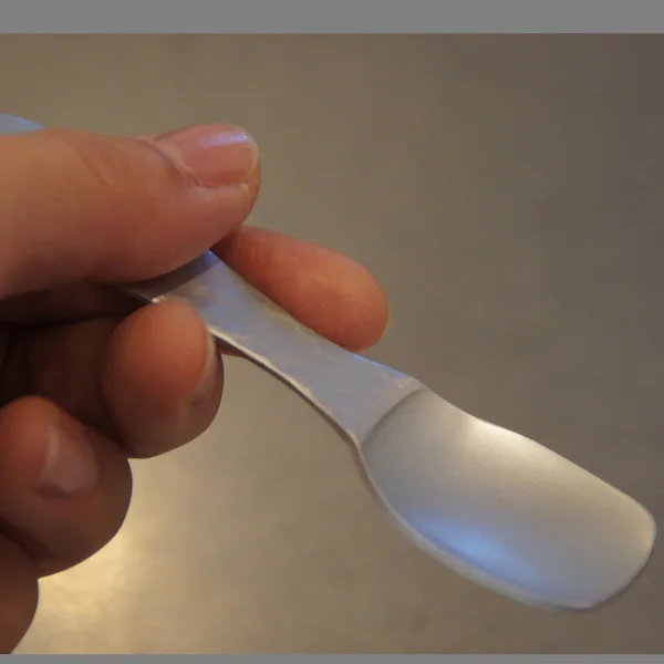 Silber Eis Loffel Made In Japan Aluminium Hand Temperatur Schmilzt Hardrock Eis Buy Silber Eisloffel Product On Alibaba Com