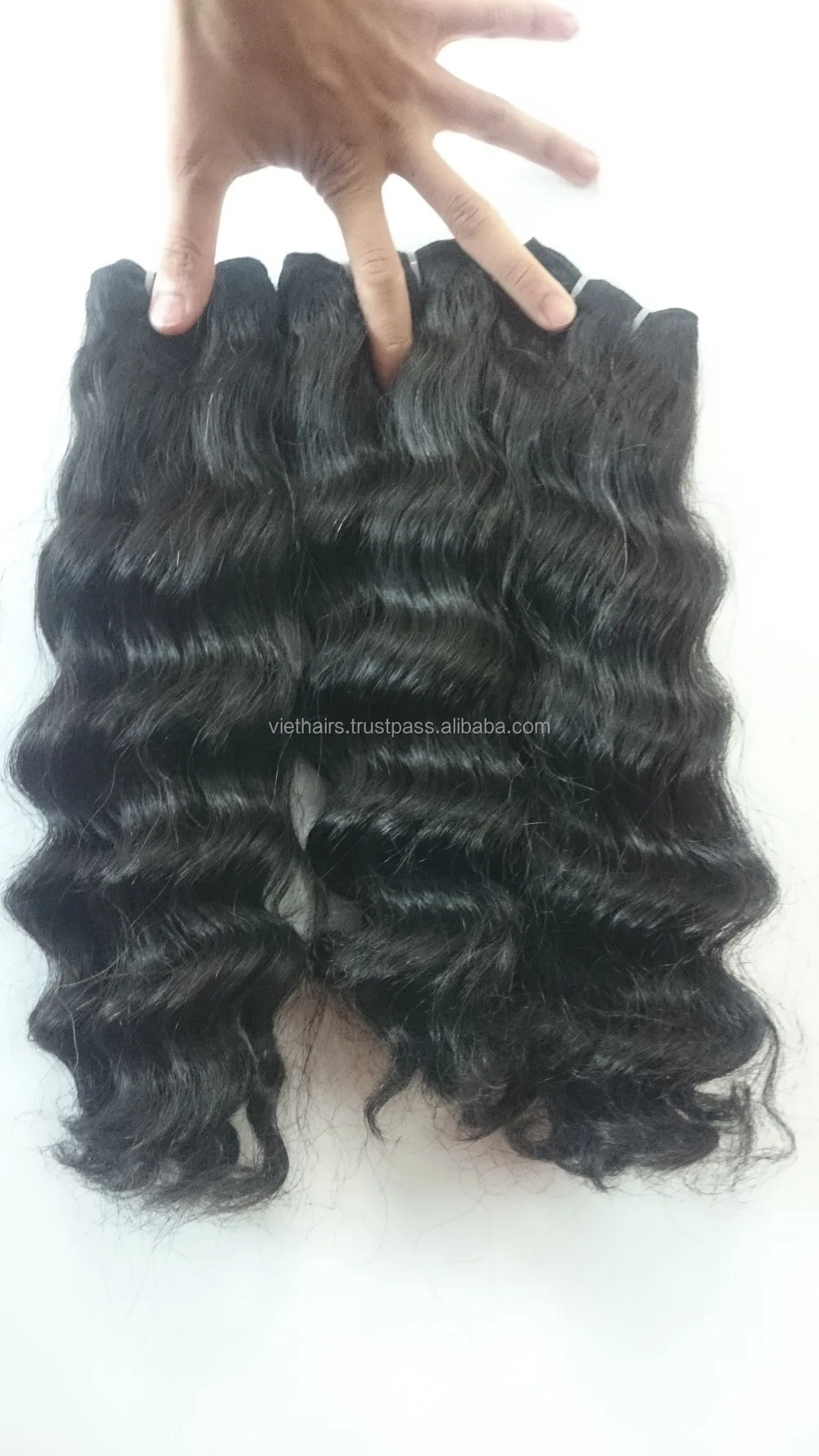 100% human wavy hair (2)