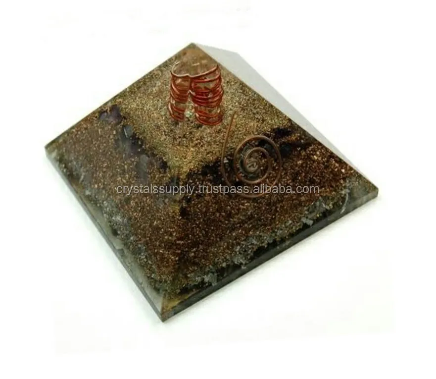 copper layer orgone pyramids.jpg