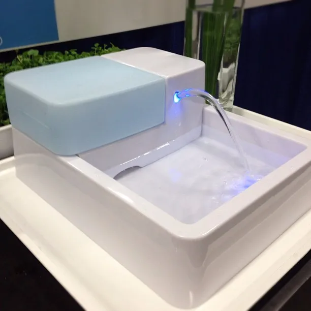 Automatic Uv Sterlization Pet Water Fountain Drinking Bowl With Led