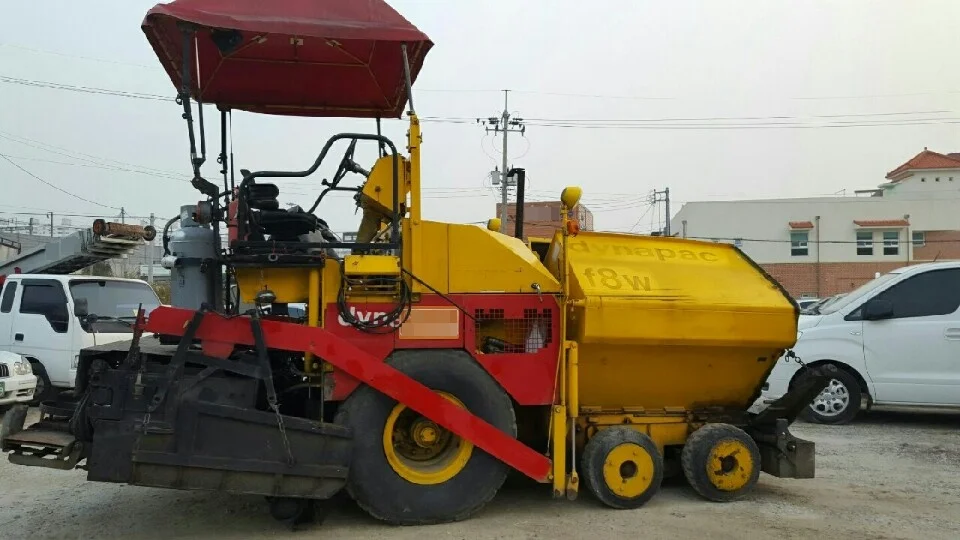 
[ Winwin Used Machinery ] Used Asphalt Finisher Dynapac F8W 2-4m 1999yr For sale 