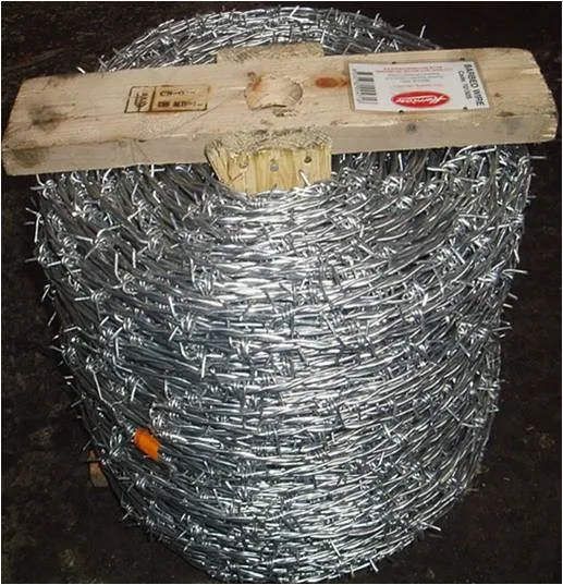 Low Price PVC Coated Galvanzied Barbed Wire for sale