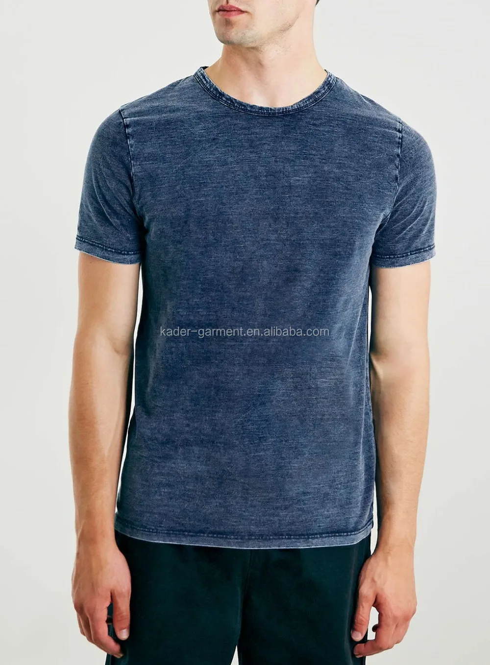 SEA (INDIGO) CREW NECK / INDIGO WASH | www.ofa.sg