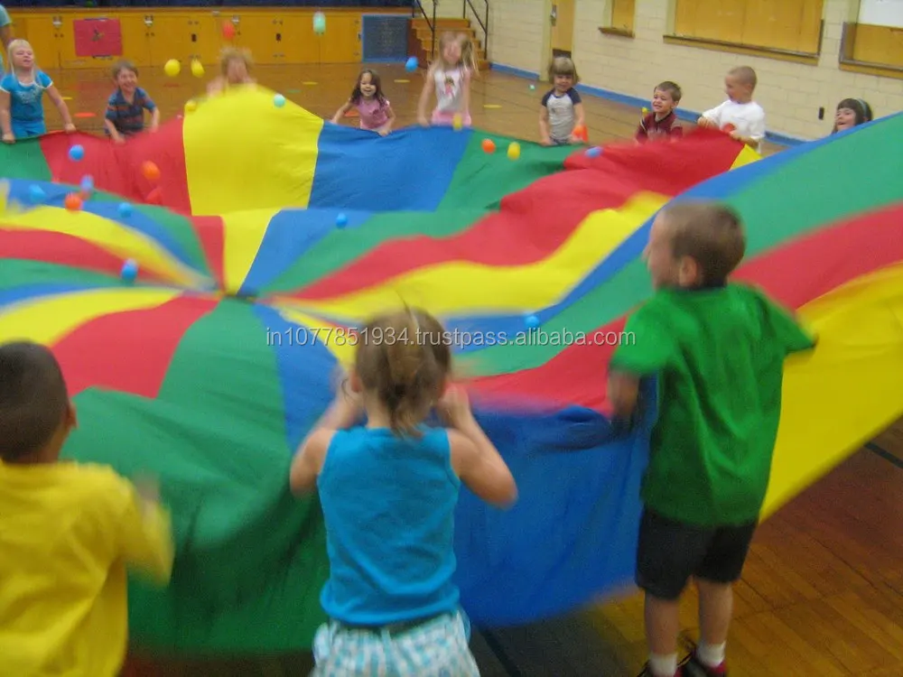 Kids Parachute Outdoor Game Exercise Sport 8 Handles Kids Play Parachute 02 