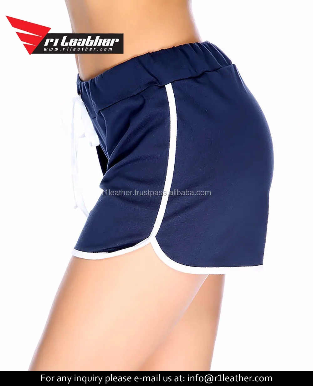 pantaloncini stretti